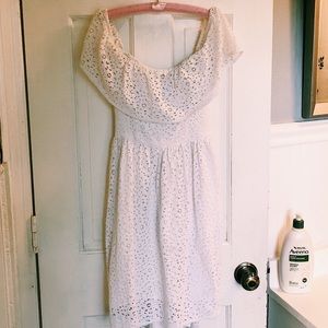 OFF THE SHOULDER Abercrombie dress WORN ONCE💜